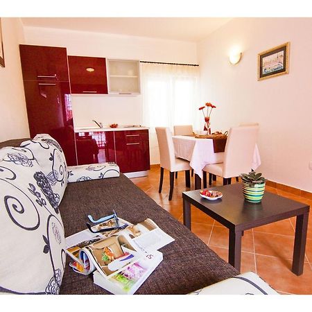 Apartments Cambi Kaštela エクステリア 写真