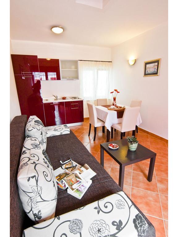 Apartments Cambi Kaštela 部屋 写真