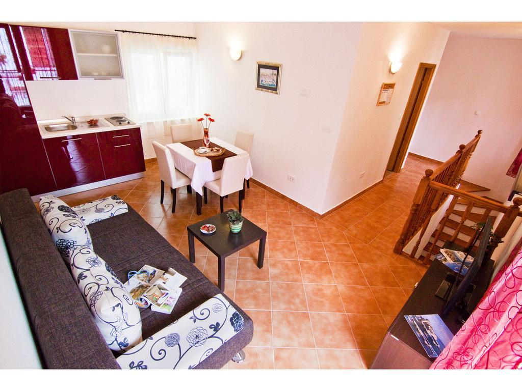 Apartments Cambi Kaštela 部屋 写真