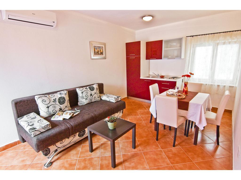 Apartments Cambi Kaštela エクステリア 写真