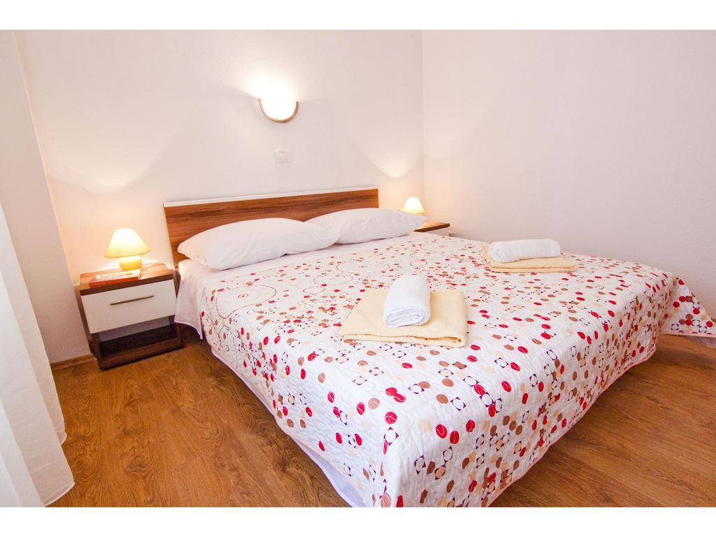 Apartments Cambi Kaštela エクステリア 写真